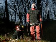 Bezpečnostní světla Orbiloc byla vyvíjena pro armádu a testována dánským kynologickým záchranným týmem.